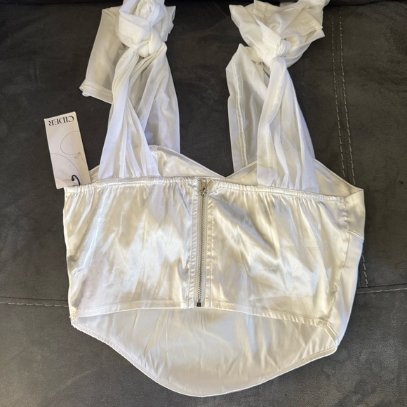 Cider Mesh knotted ruched crop top with tie sleeves NWT size small - Picture 5 of 6